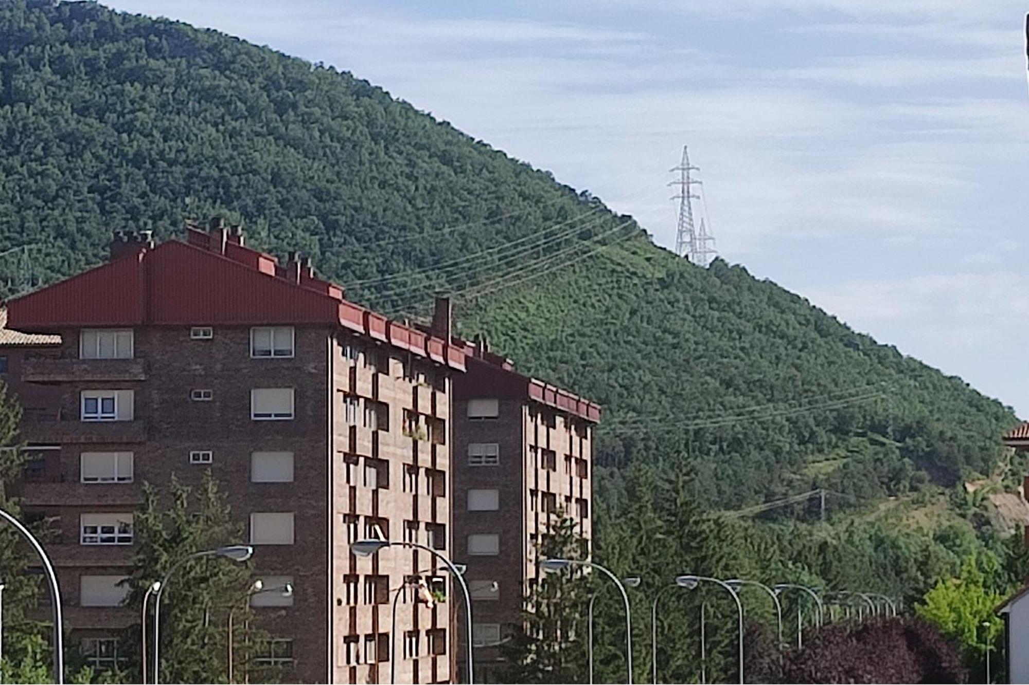Sabiñánigo Apartamento O Mon מראה חיצוני תמונה